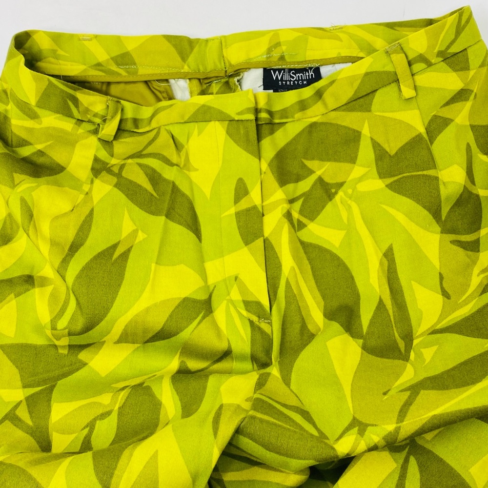 Capri pants